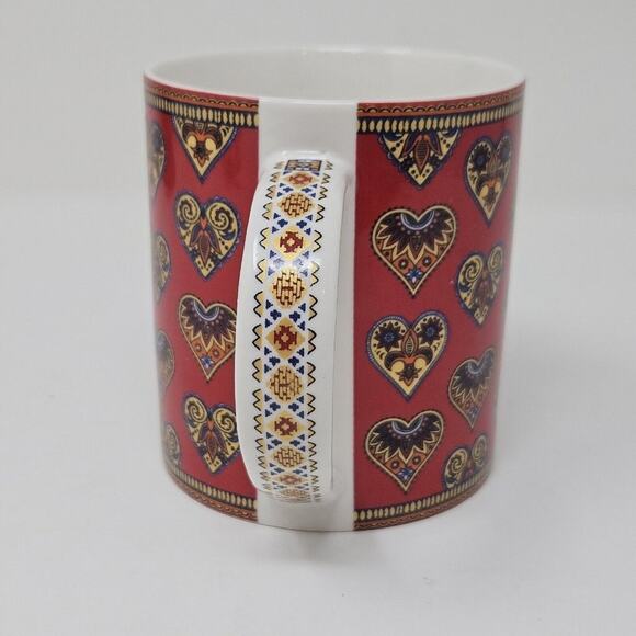 Queens by Churchill Colour Canvas Ceramic Mug / Cup Red With Hearts 12 Oz - Picture 4 of 6